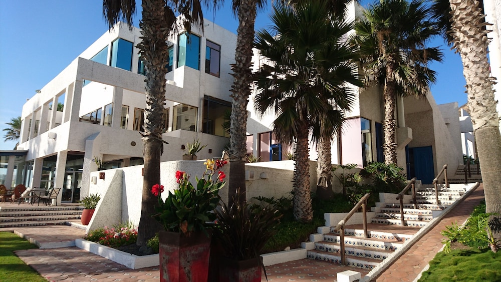 Las Rocas Resort Spa 41/50