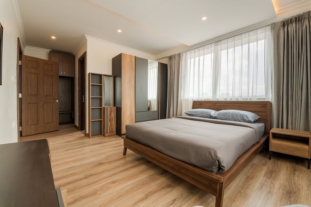 Mila Hotel 33/86