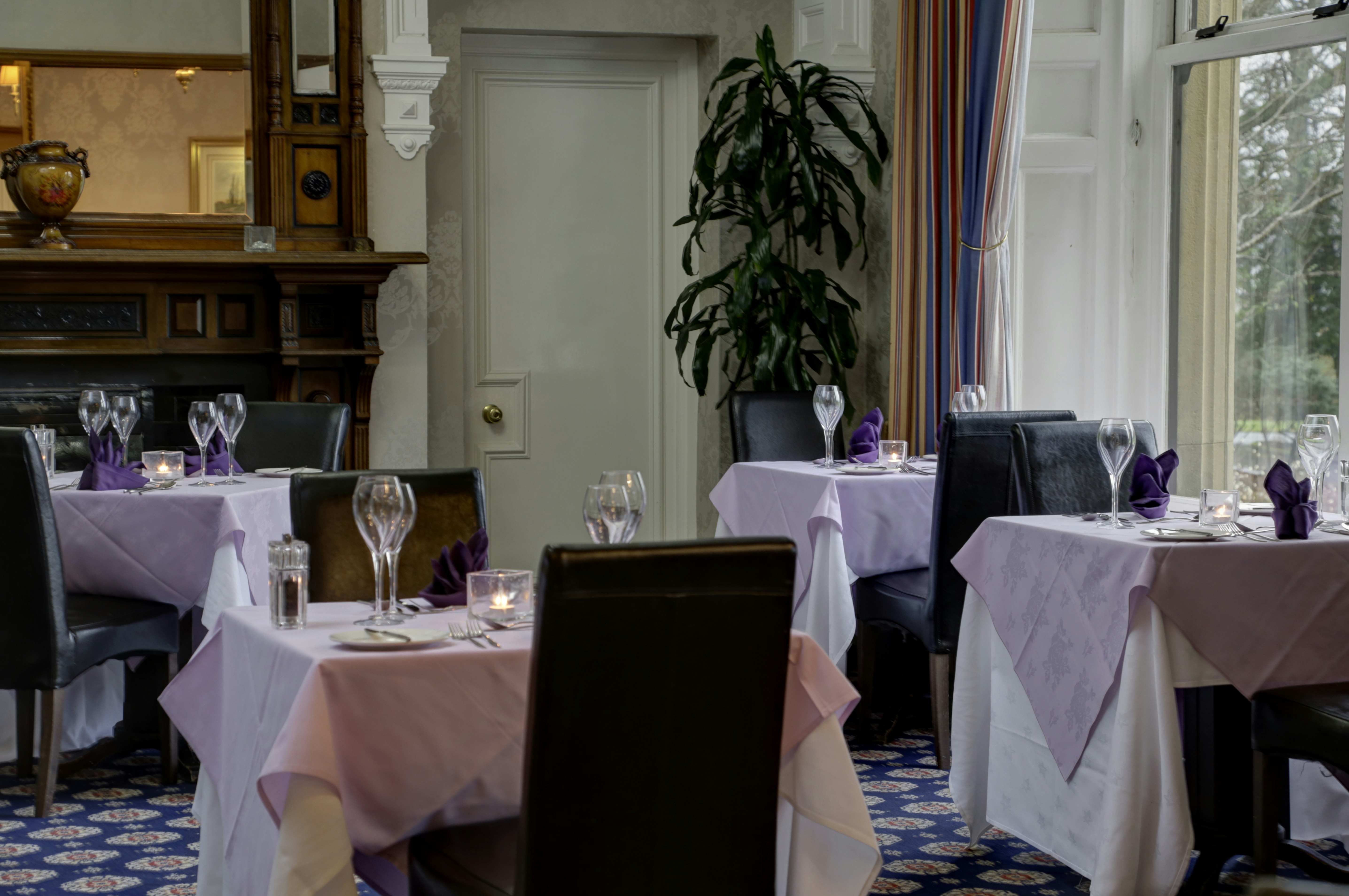 The Oaks Hotel 45/51