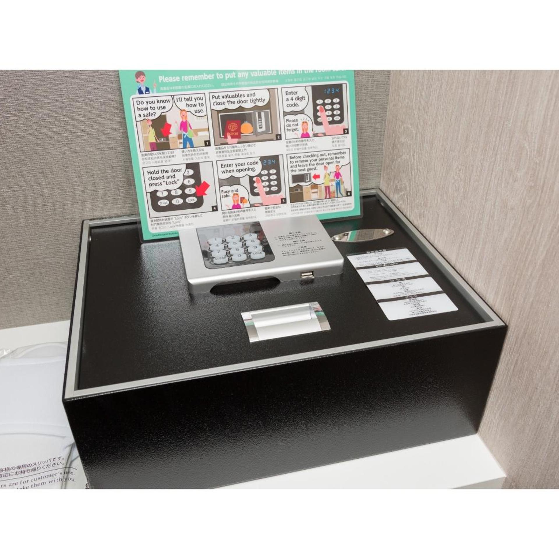 Hotel Reference Reisen 18/50