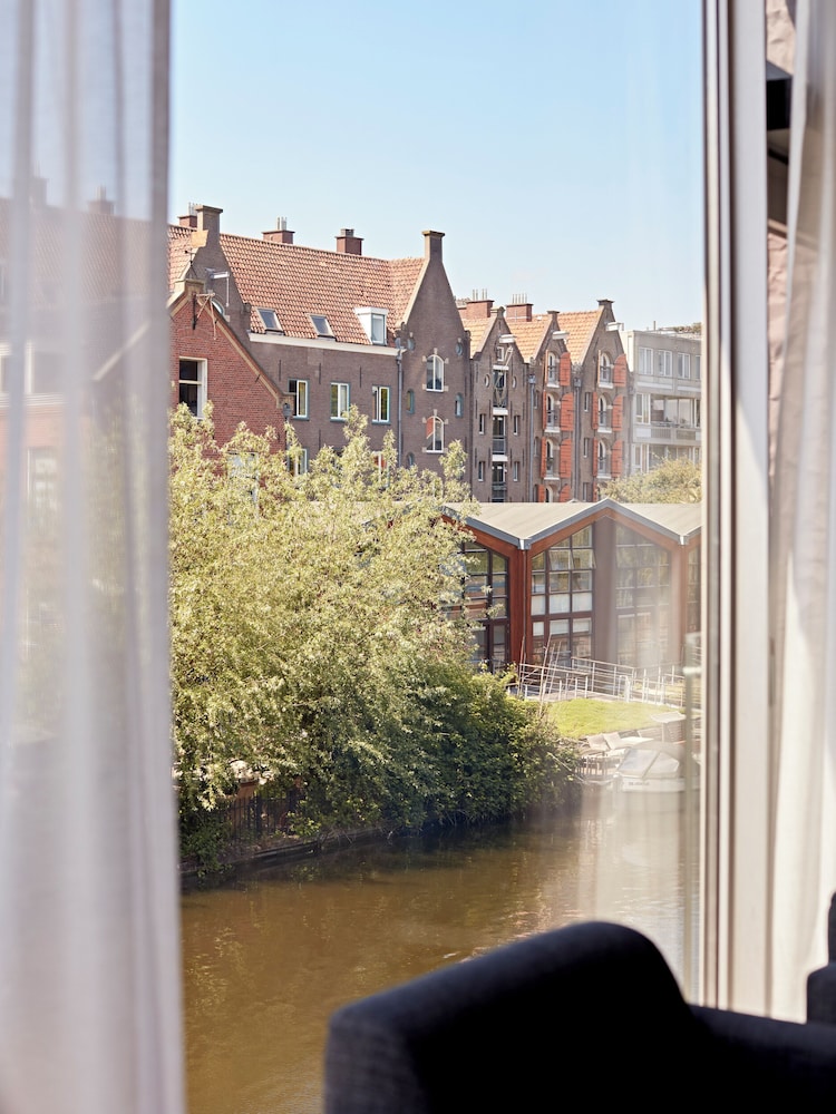 YAYS Amsterdam Prince Island by Numa 53/58
