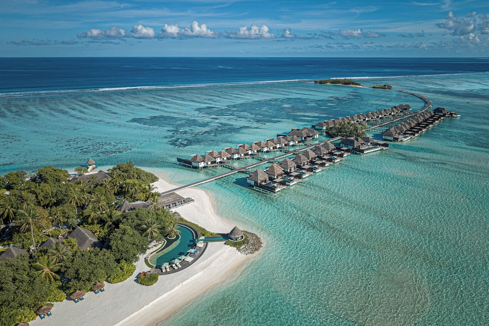 Four Seasons Resort Maldives at Kuda Huraa 53/58