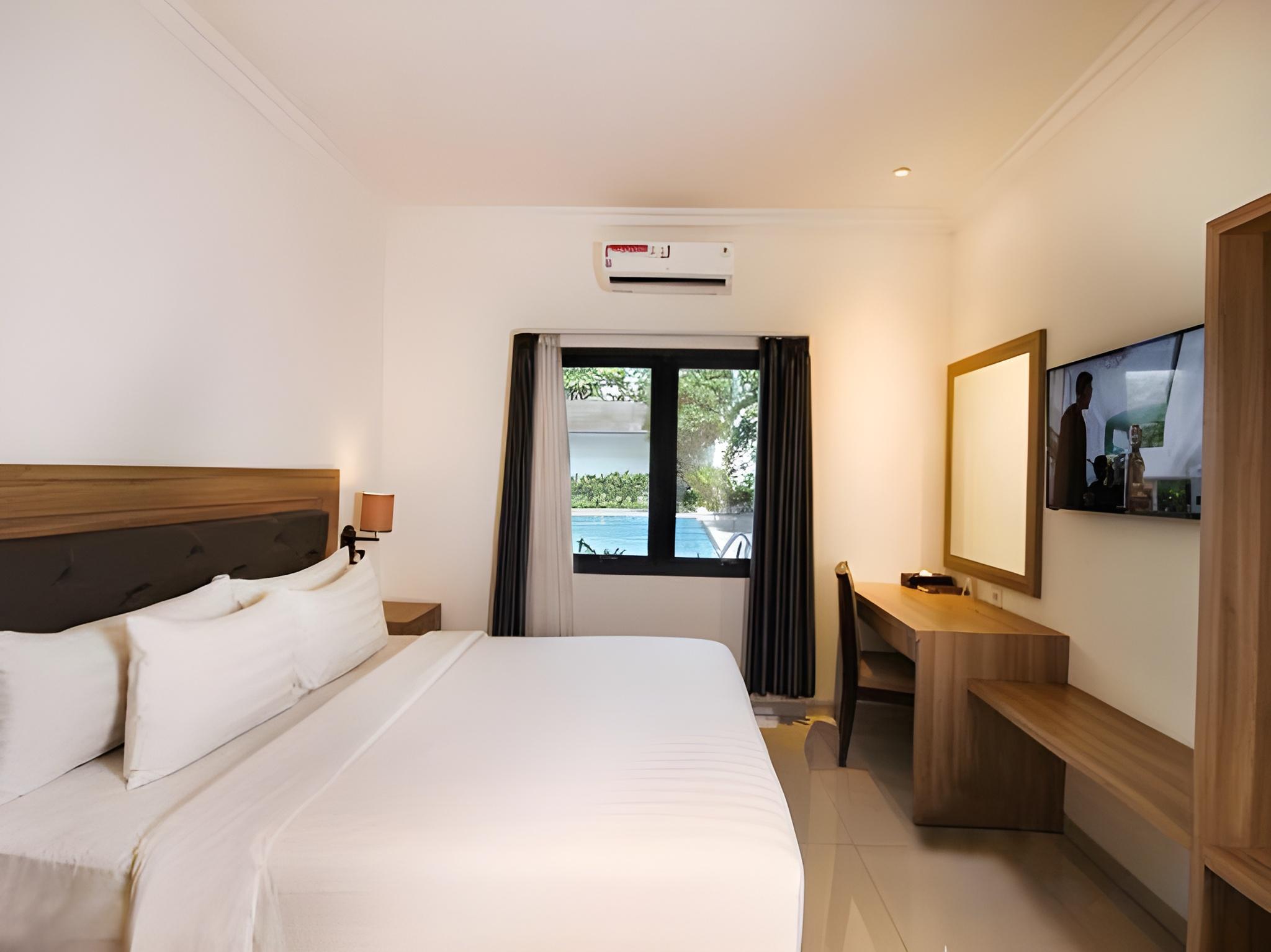 Family, 1 Double and 1 Single Bed, Pool Access