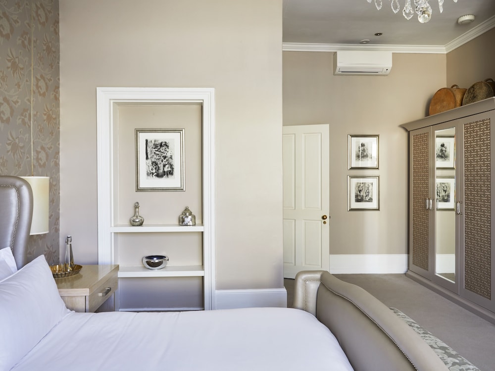 Dock House Boutique Hotel 14/49