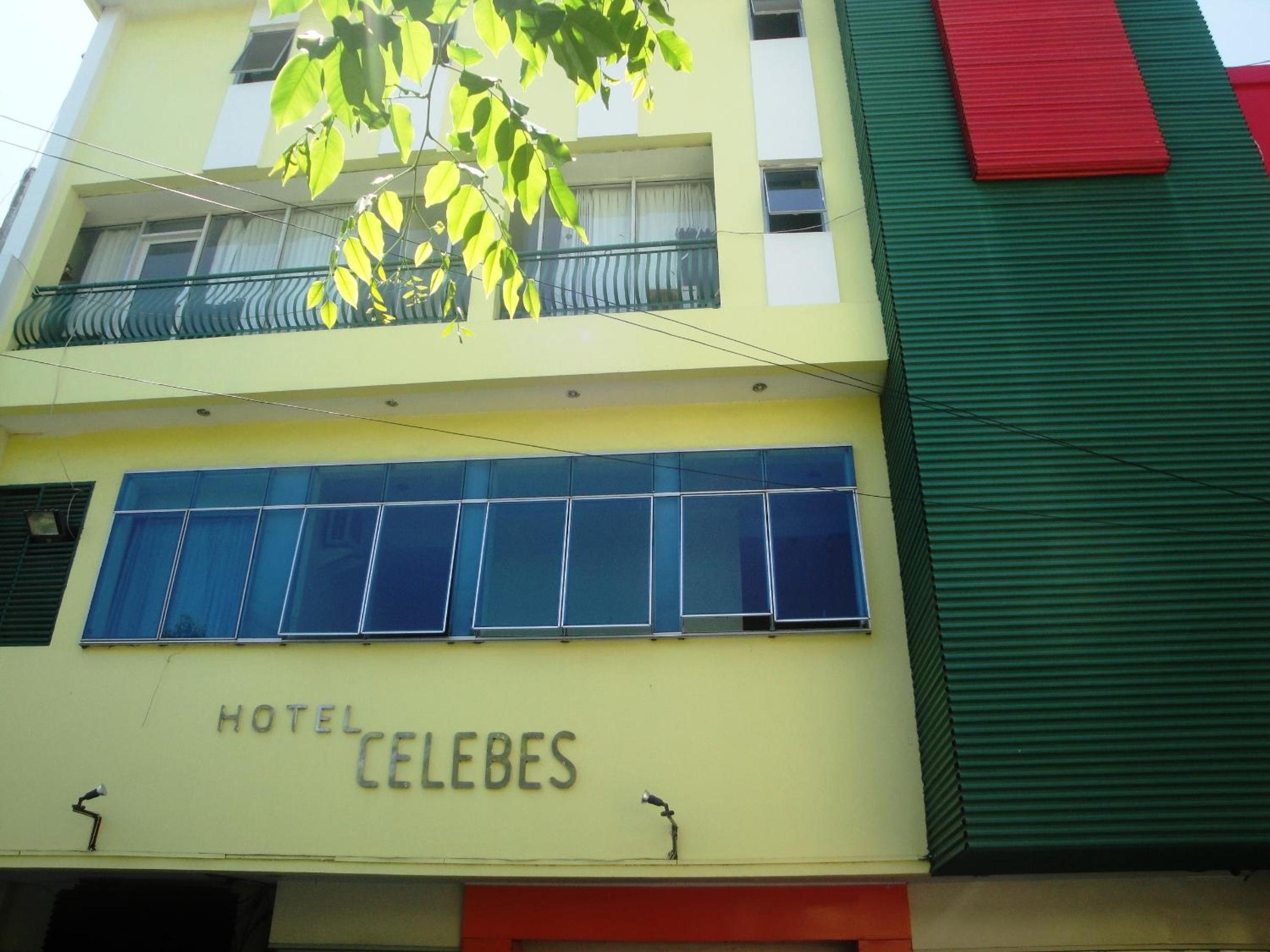 Hotel Celebes 3/56