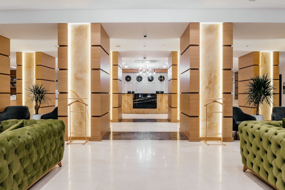Ramada by Wyndham Astana 32/50