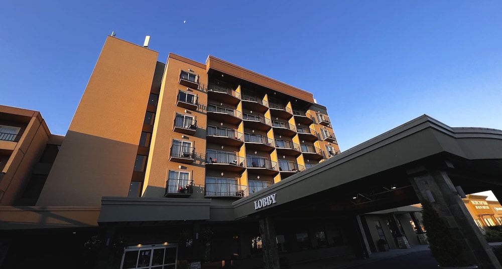 Coast Capri Hotel 4/61