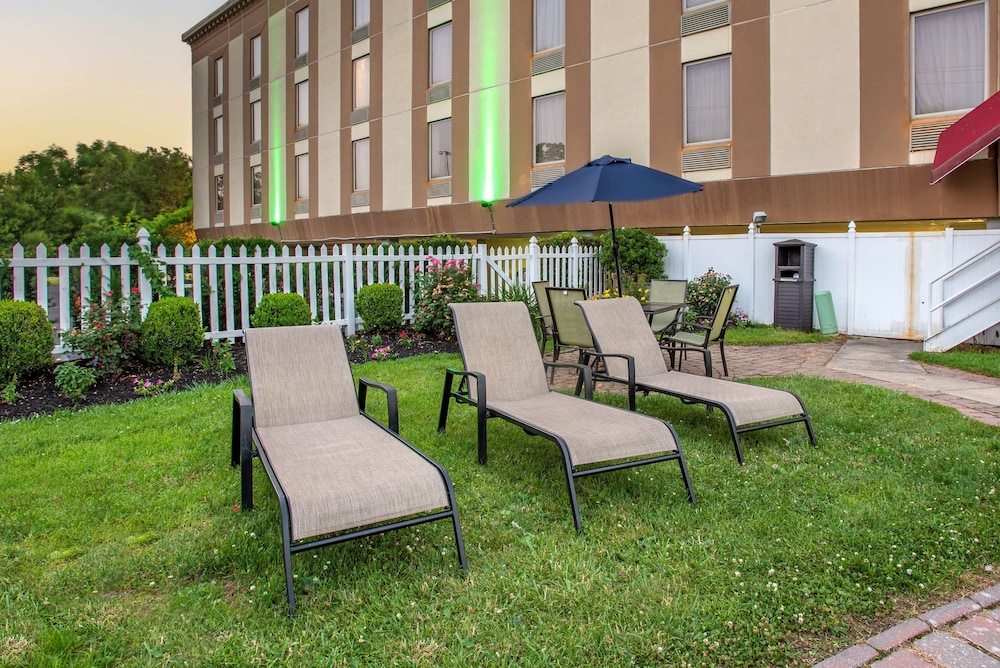 Best Western Fort Washington Inn 6/69