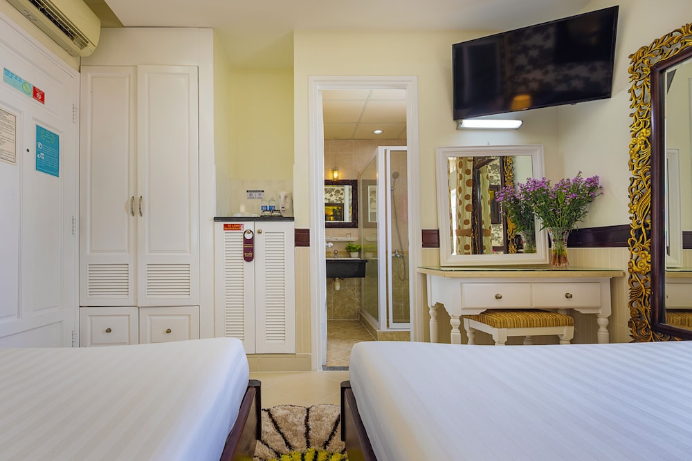 Hoang Thanh Thuy Hotel 2 28/50