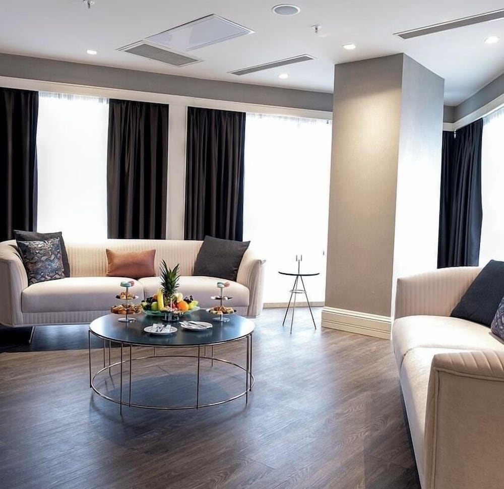 Windsor Hotel & Convention Centre Istanbul 31/48