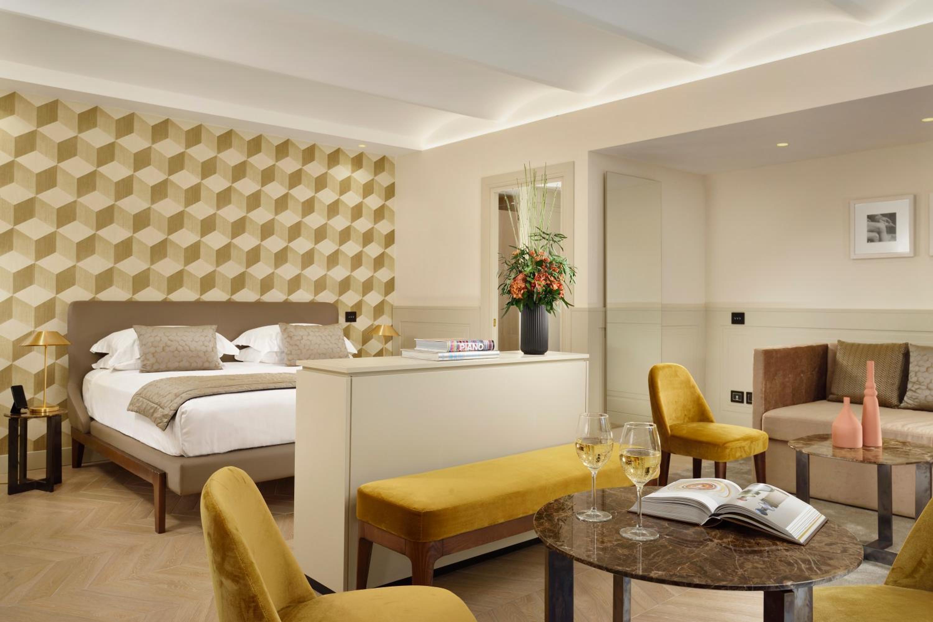 SUITE