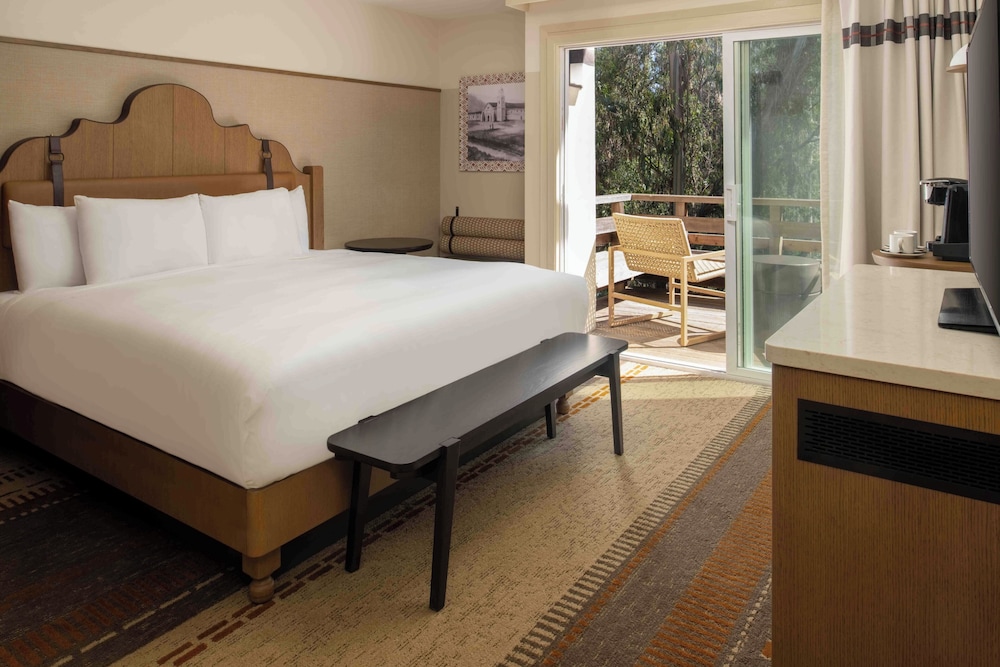 Chaminade Resort and Spa 26/73