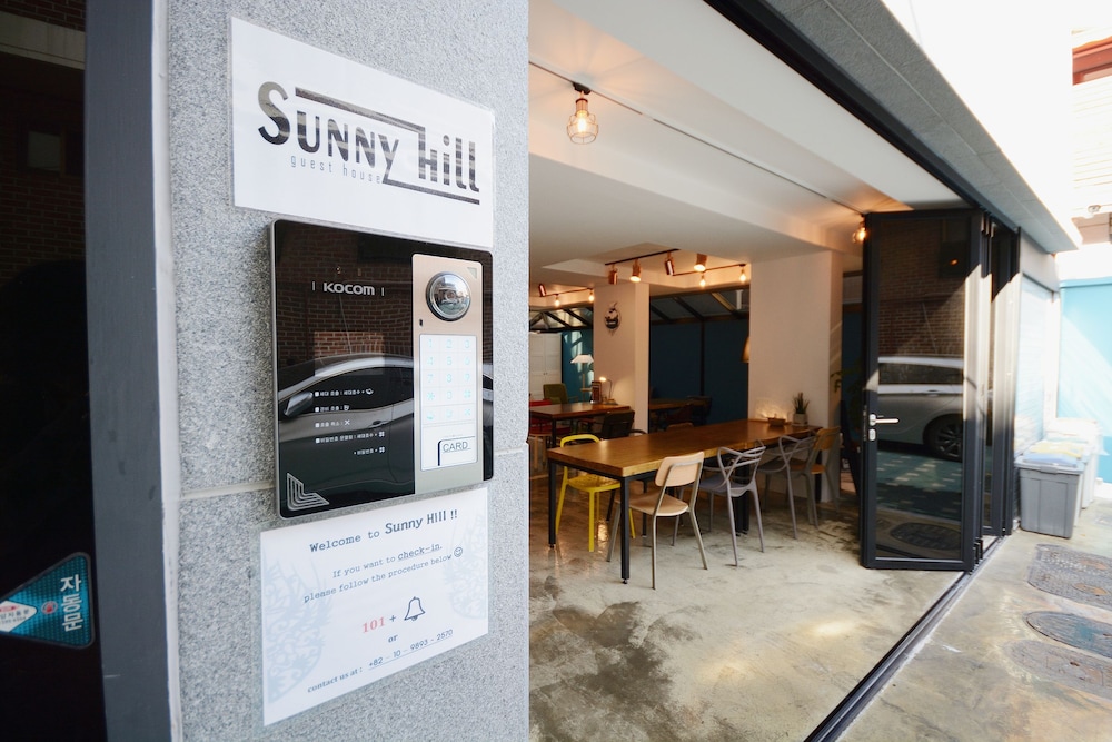 Sunny Hill Hostel Hongdae 38/50