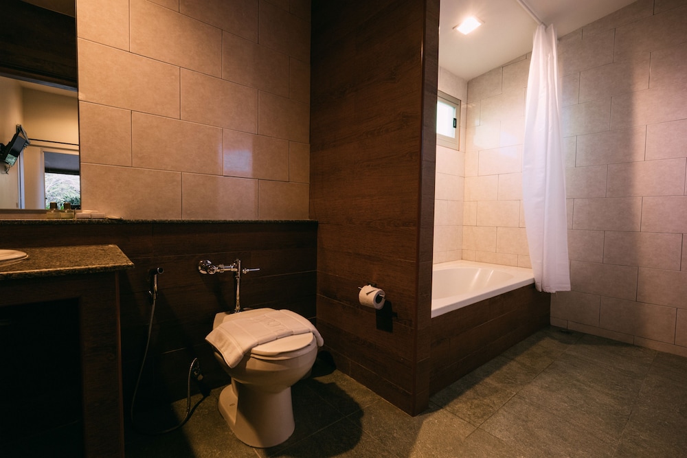 IP Plus Pool Villa Pattaya 49/50