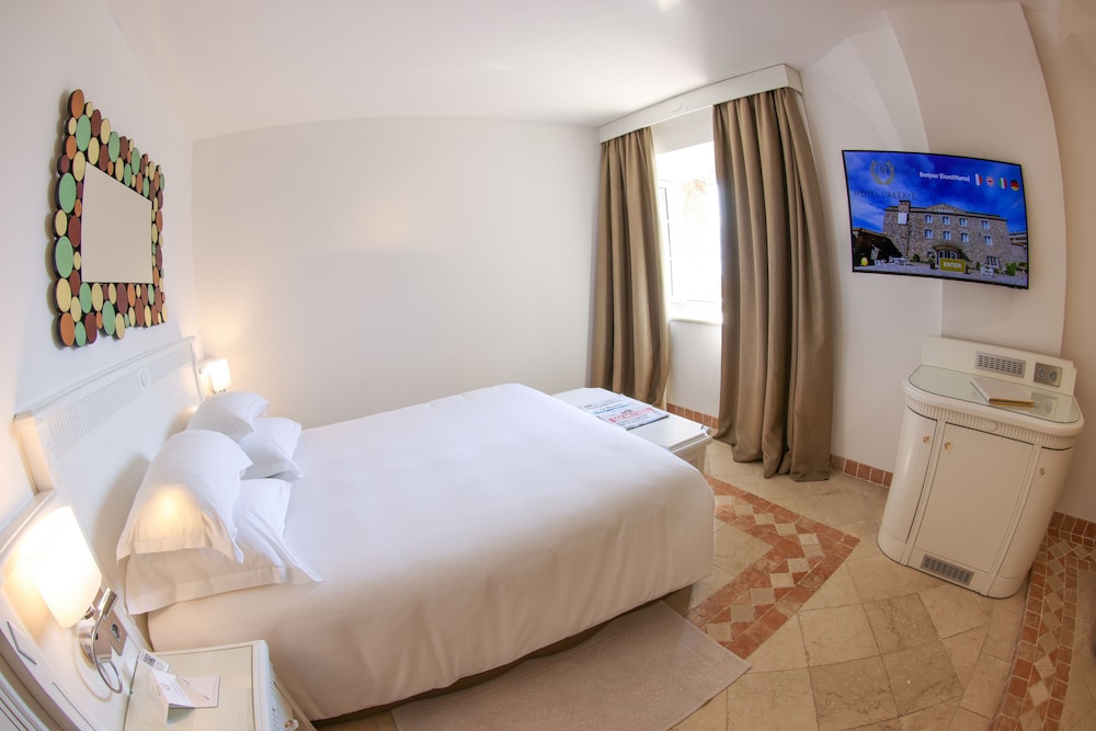 Dome, Suite, King Bed, Sofa