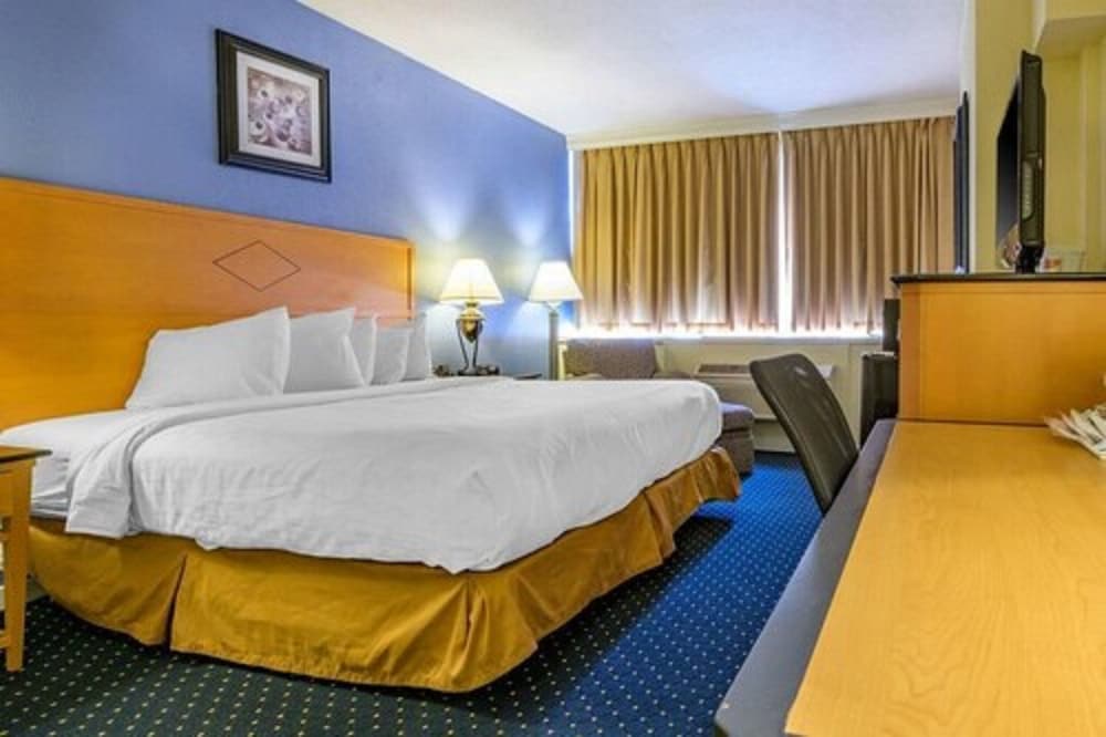 Inn at Lebanon 21/58