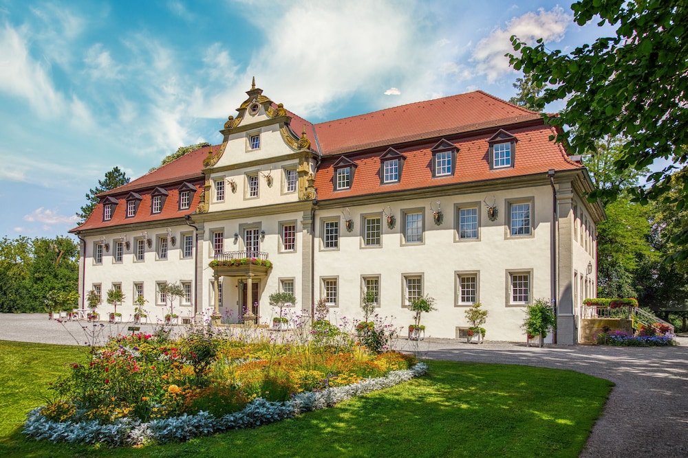 WALD AND SCHLOSSHOTEL FRIEDRICHSRUHE 8/67