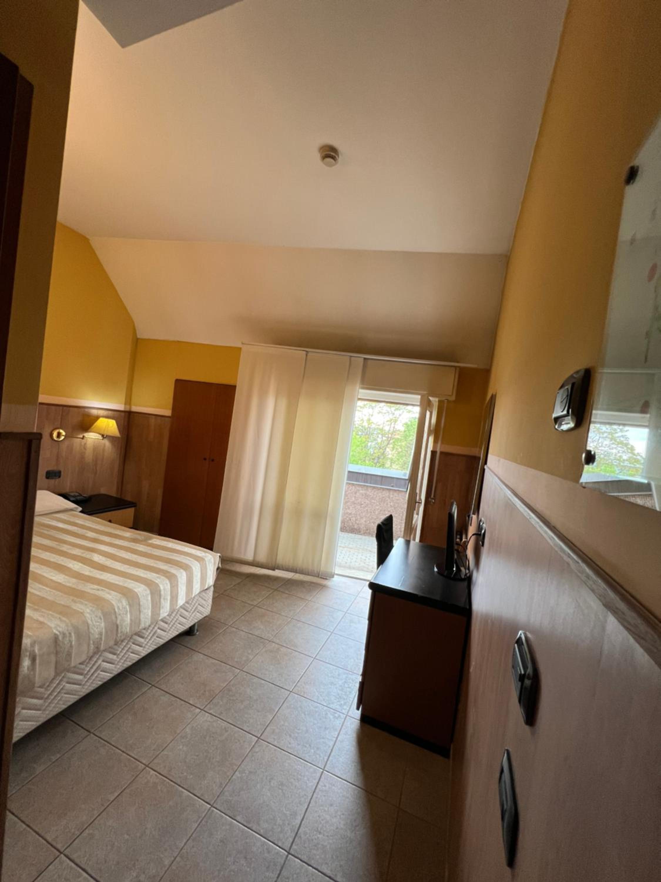 Hotel Valganna Srl Ex Valganna 6/50