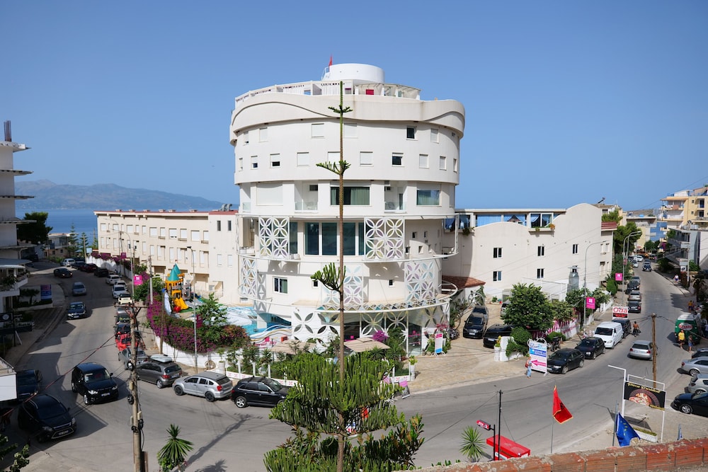 Hotel Rixhi 14/69
