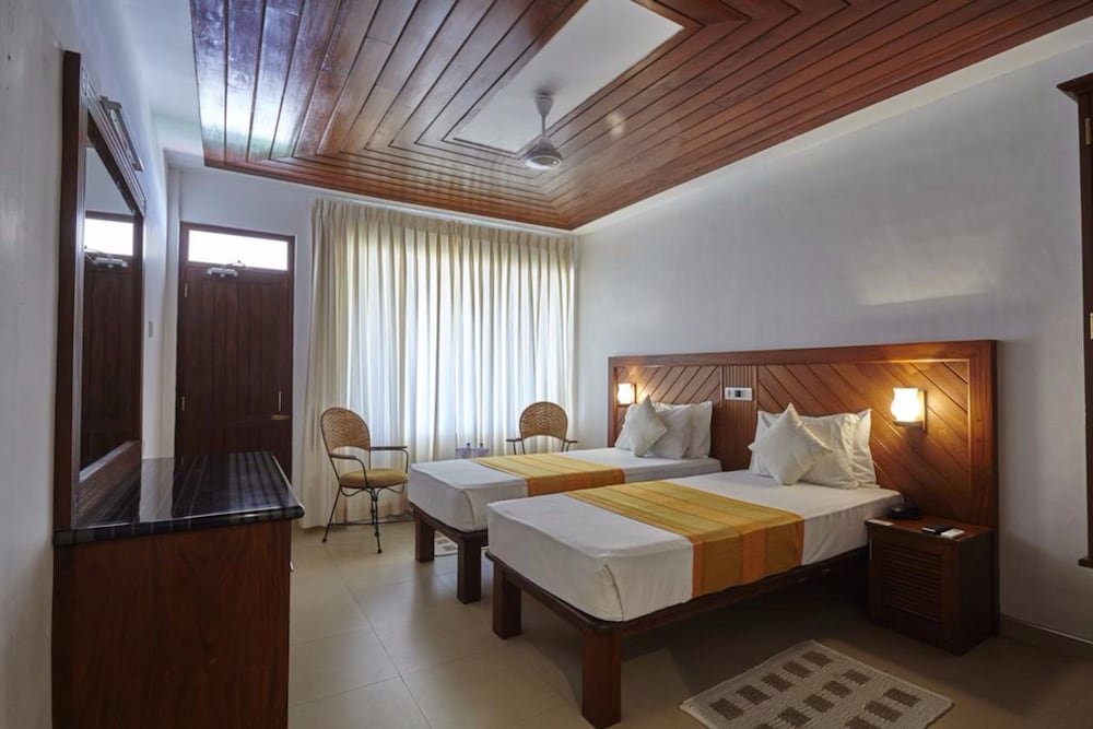 Coral Sands Hotel 23/68