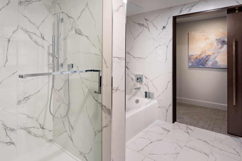 1 Bedroom, Suite, King Bed, Accessible