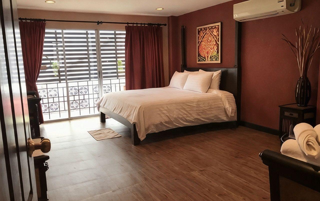 Rooftop Room 9/17