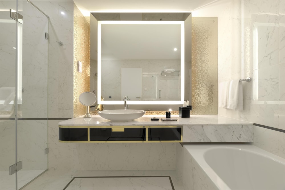Parisi Udvar Budapest-Unbound Collection By Hyatt 50/50