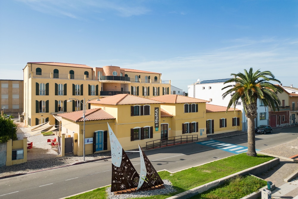 Muma Hostel 56/65