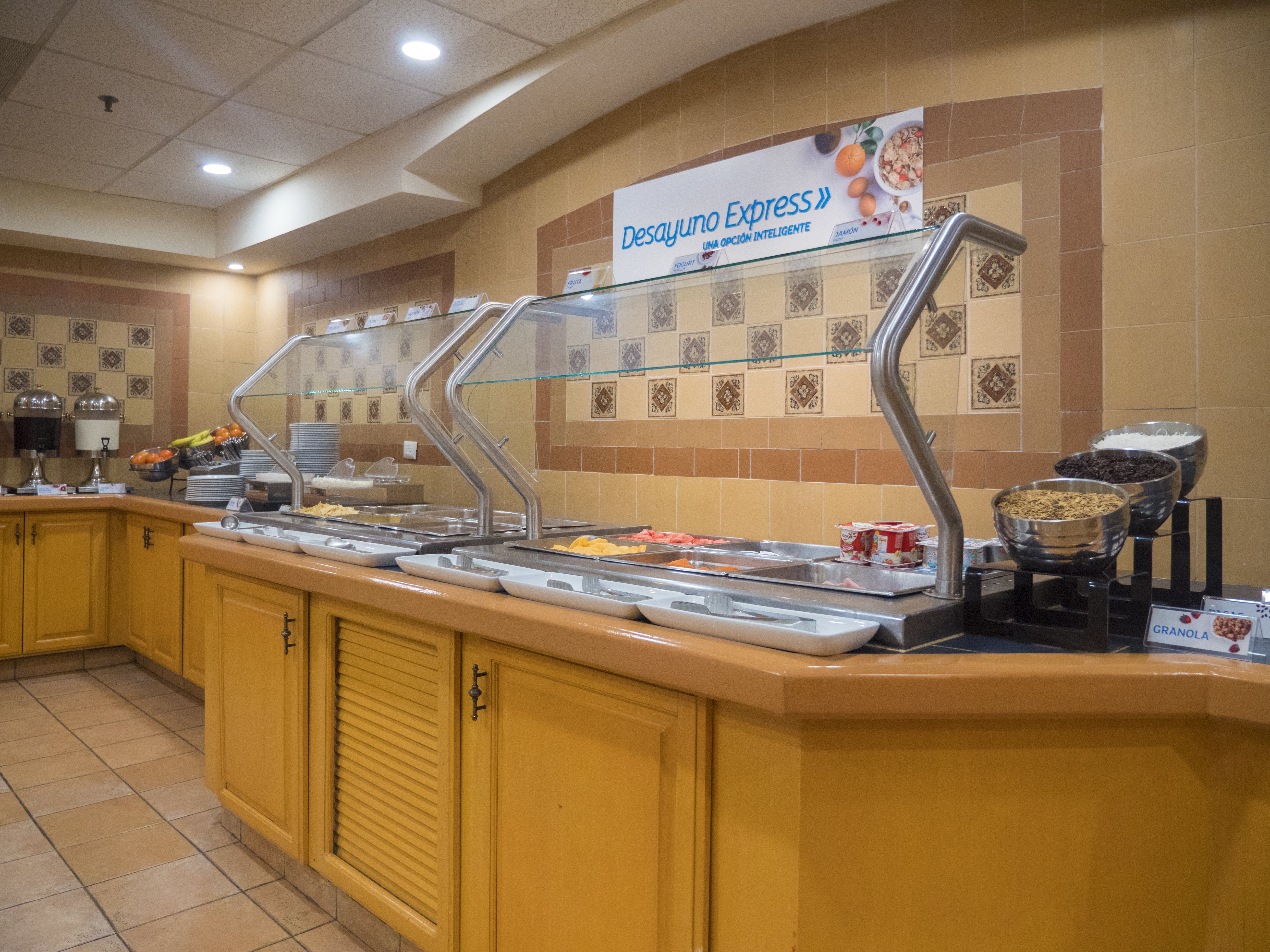 Holiday Inn Express Monterrey Tecnologico 43/50