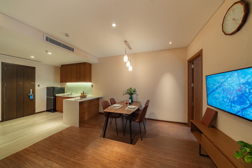 DHTS Business Hotel & Apartment 31/40