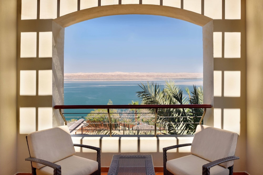 Dead Sea Marriott Resort and Spa 38/58