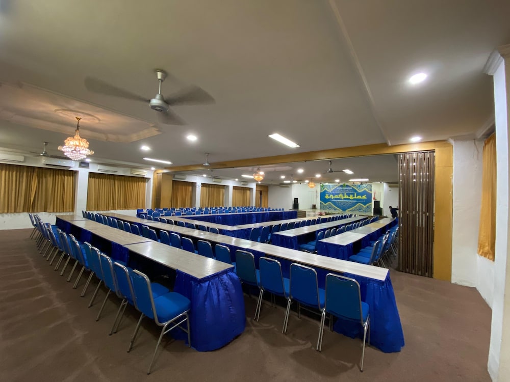 Satya Graha Hotel 54/79