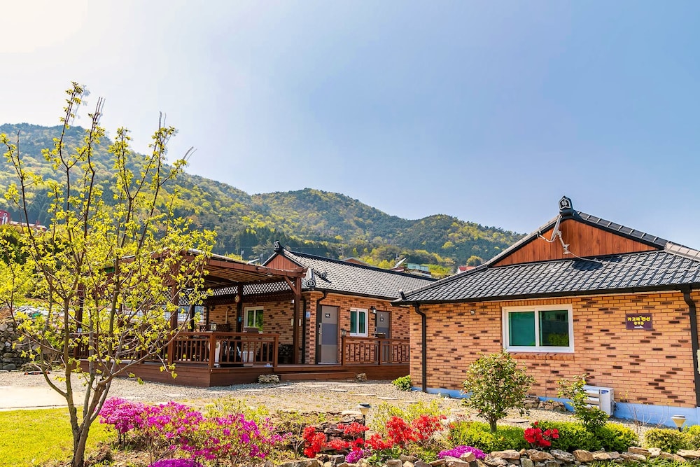 Namhae Gagopa Pension 3/50