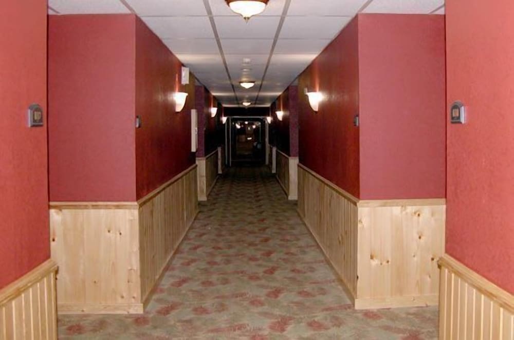 Edgewater Hotel 9/50