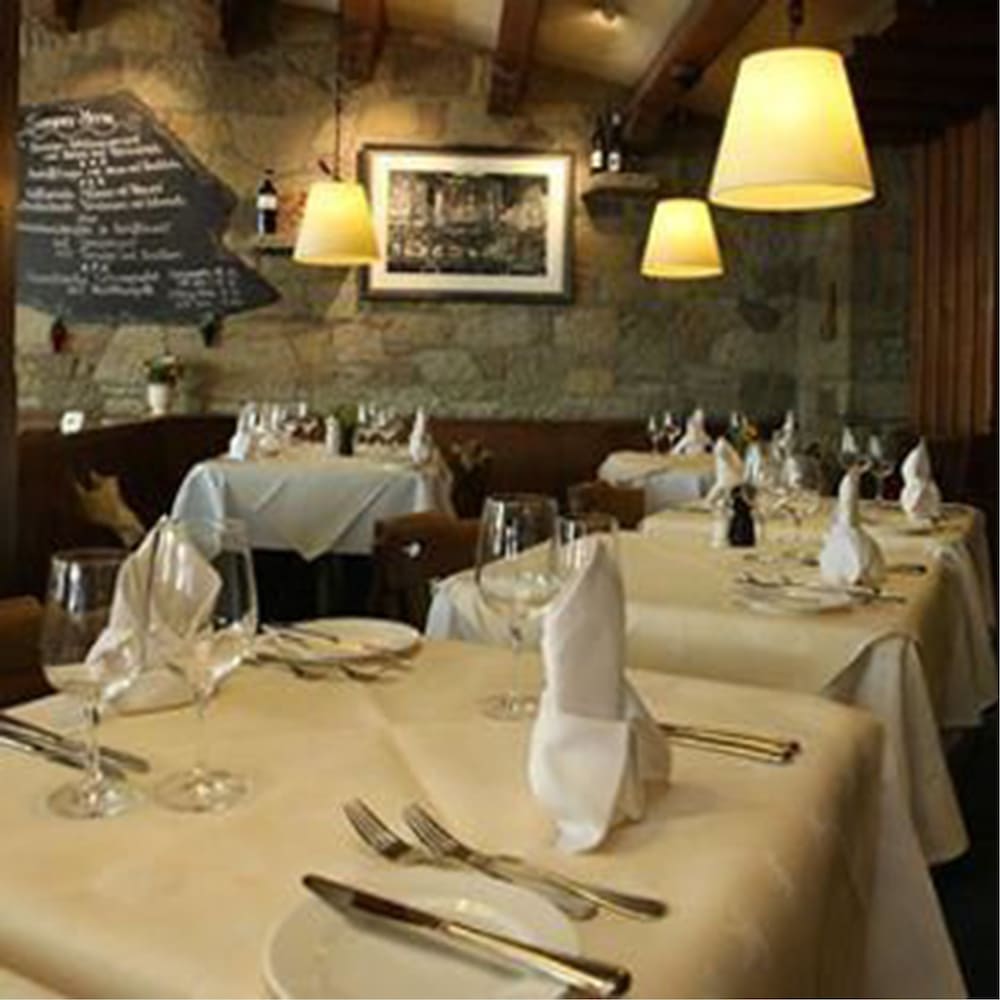 De La Paix Hotel 40/43