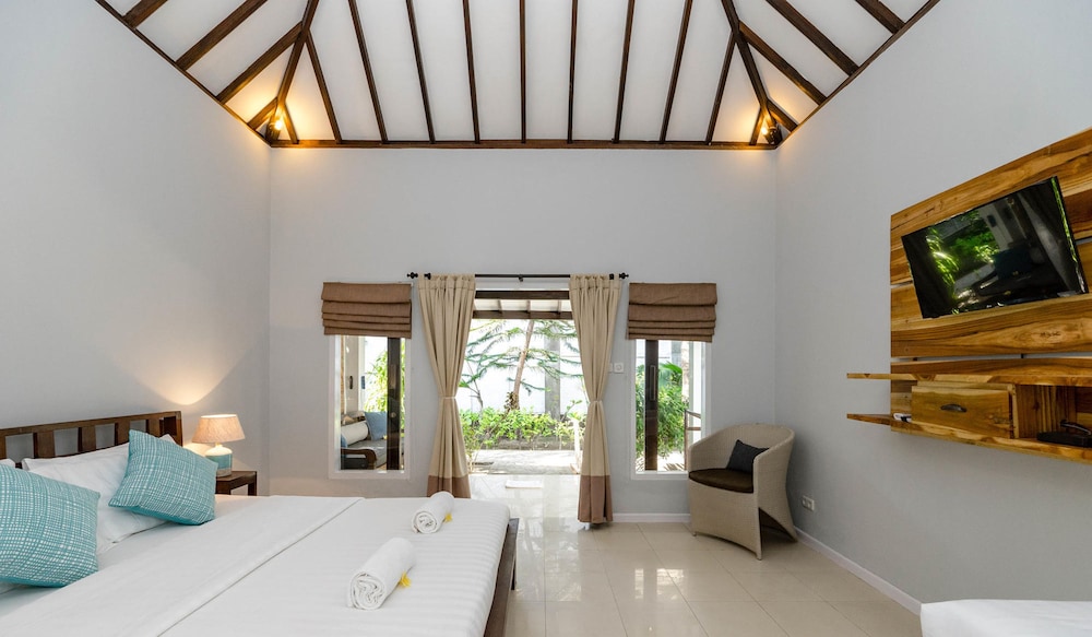 Bale Sampan Bungalows 39/64