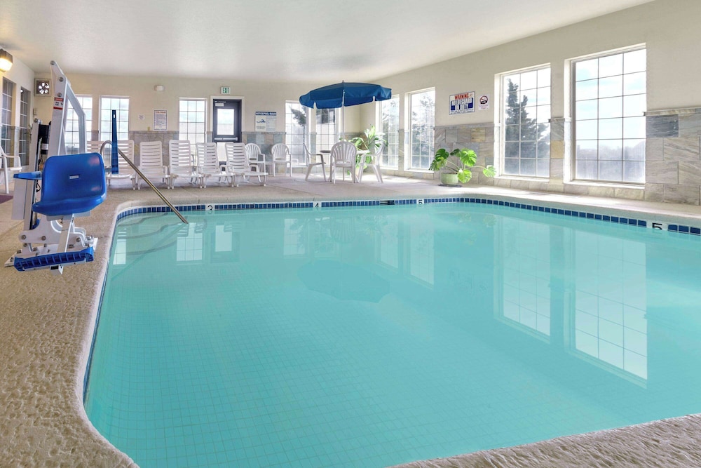 Ramada By Wyndham Moses Lake 29/54