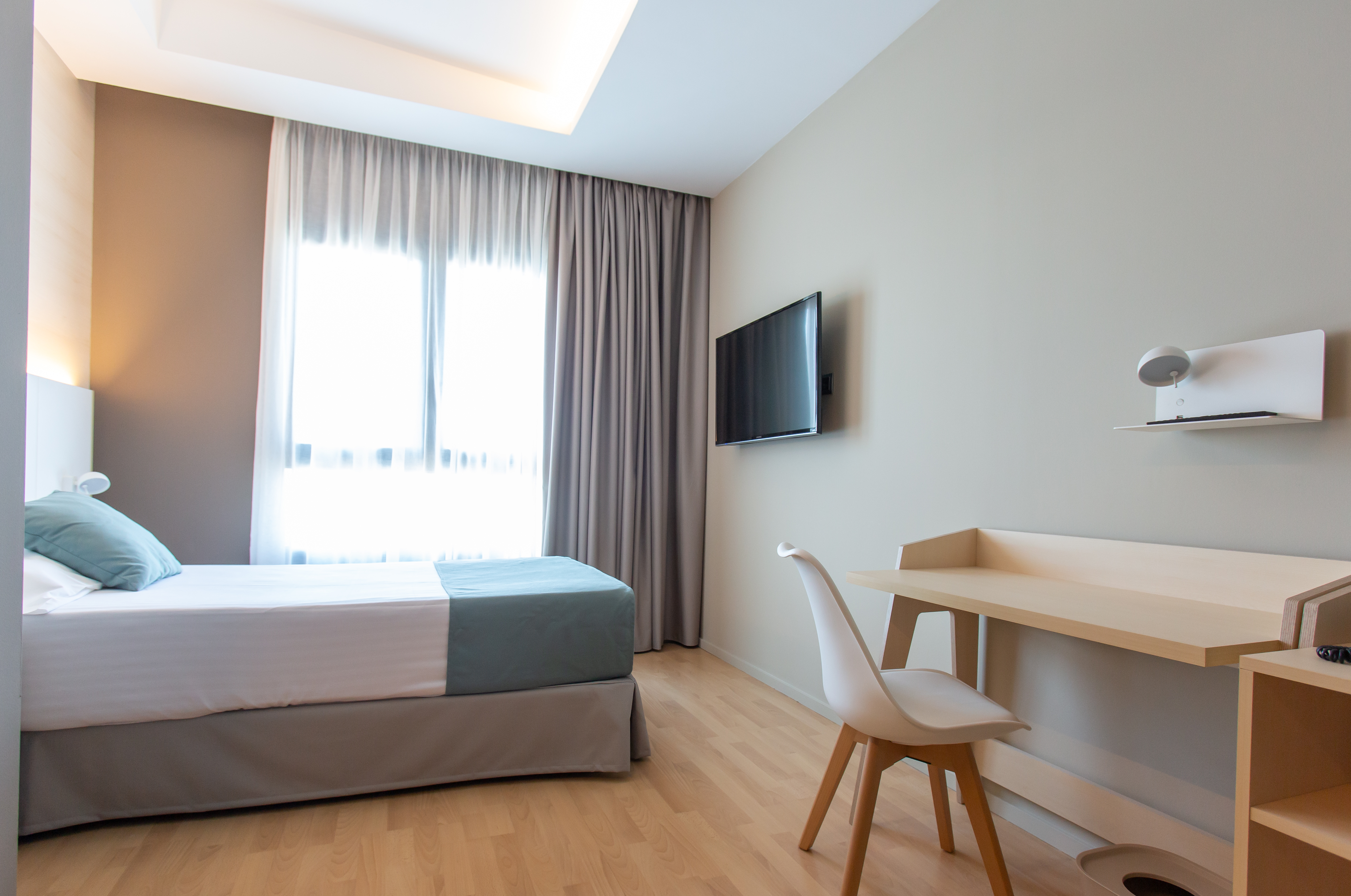 غرفة قياسية مفردة بسرير مزدوج، Olympia Hotel Events & Spa 2/3