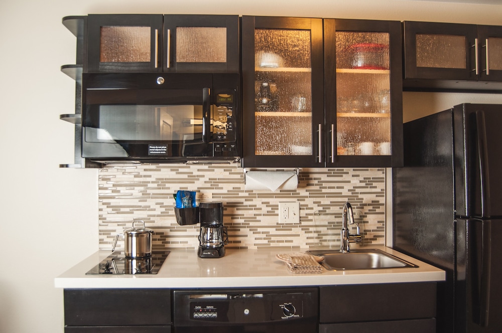 Candlewood Suites Fort Collins 29/39