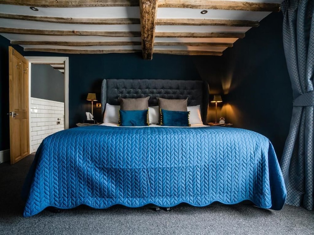 The Vicarage 17/46