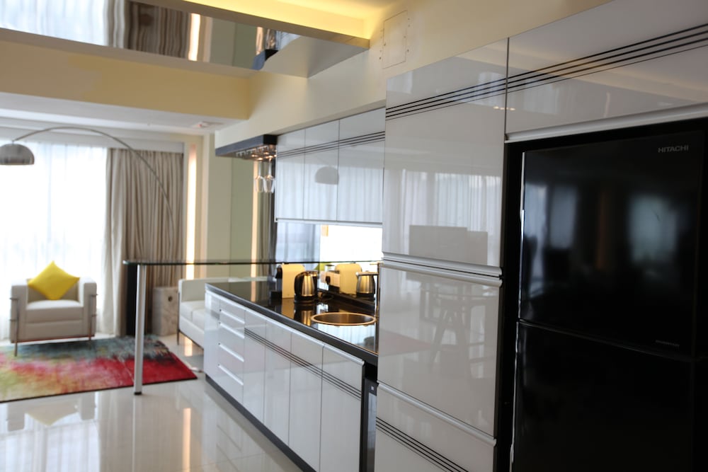 IW Hotel 9/46