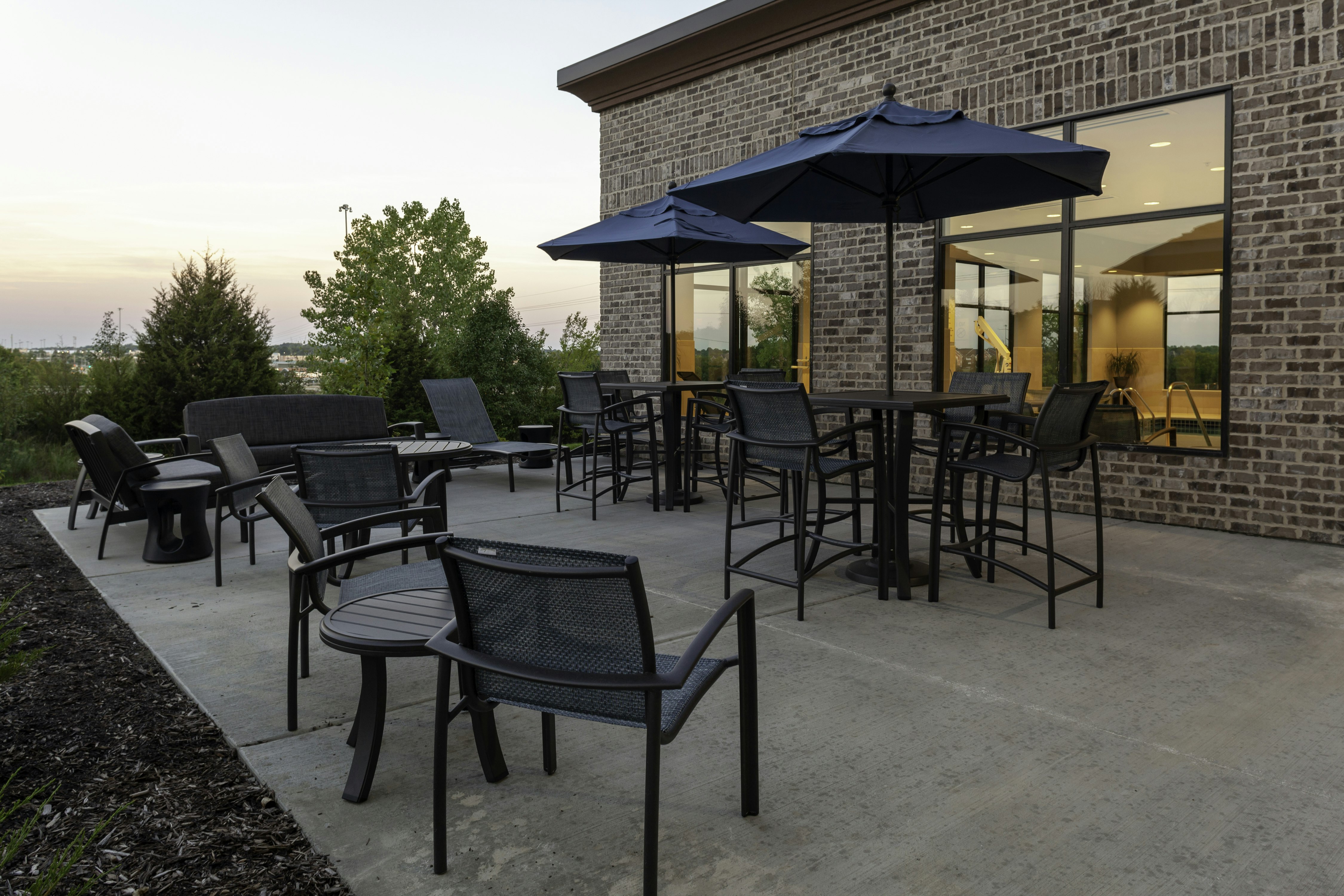 Hampton Inn Suites Overland Park South Ks 25/44