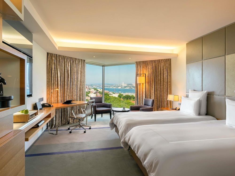 SWISS, TWIN BEDS