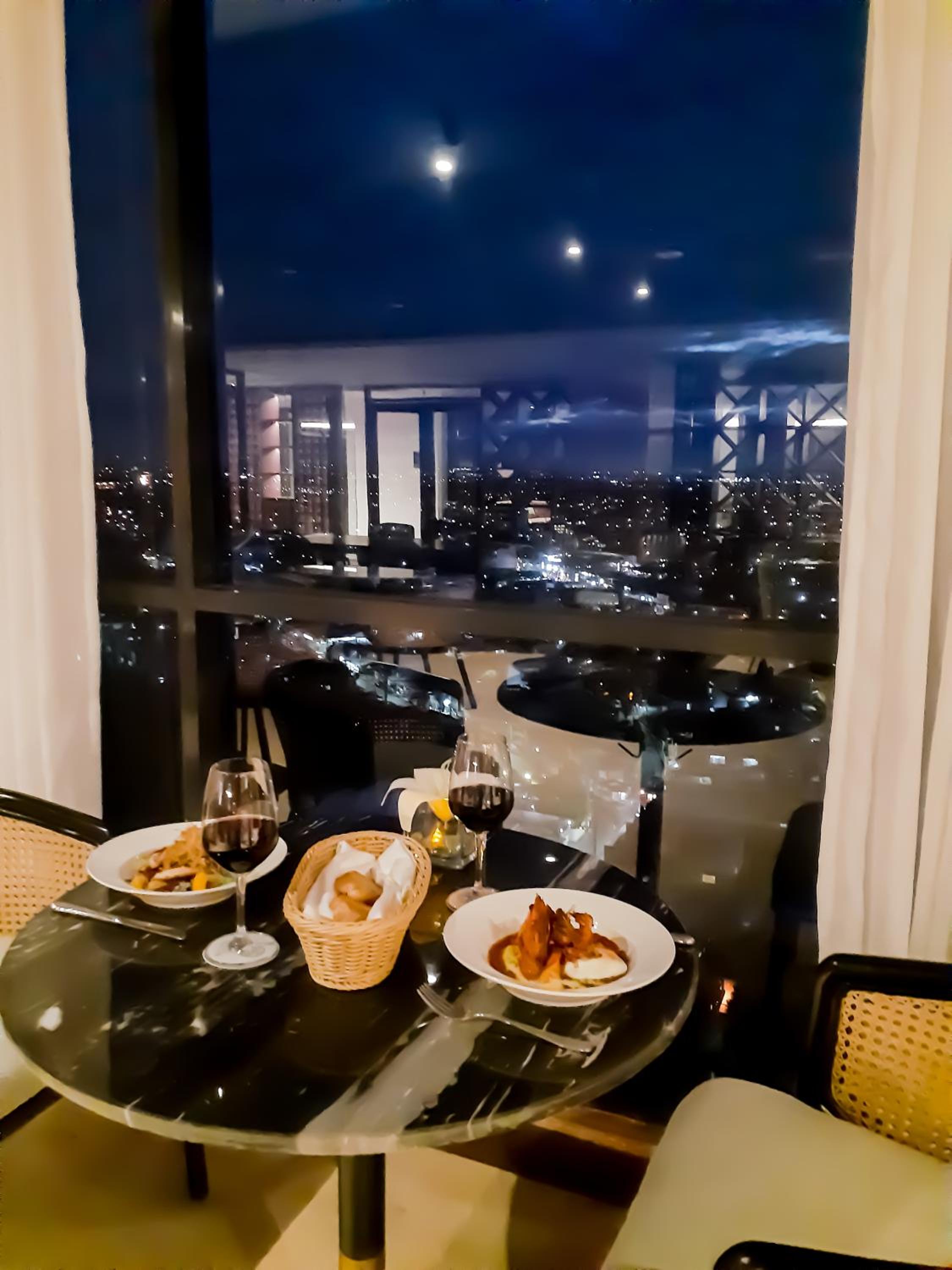 The Excelsior Hotel Las Pinas 34/50