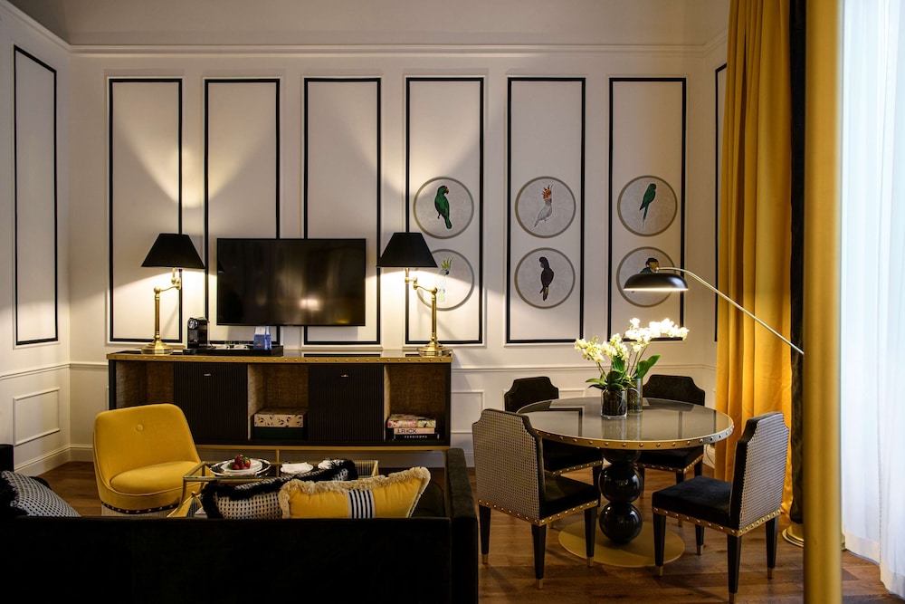 IL Tornabuoni The Unbound Collection by Hyatt 44/50