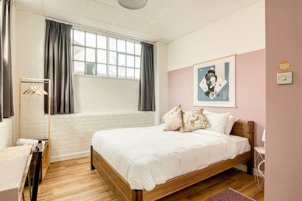 PH Hostel Birmingham 21/50