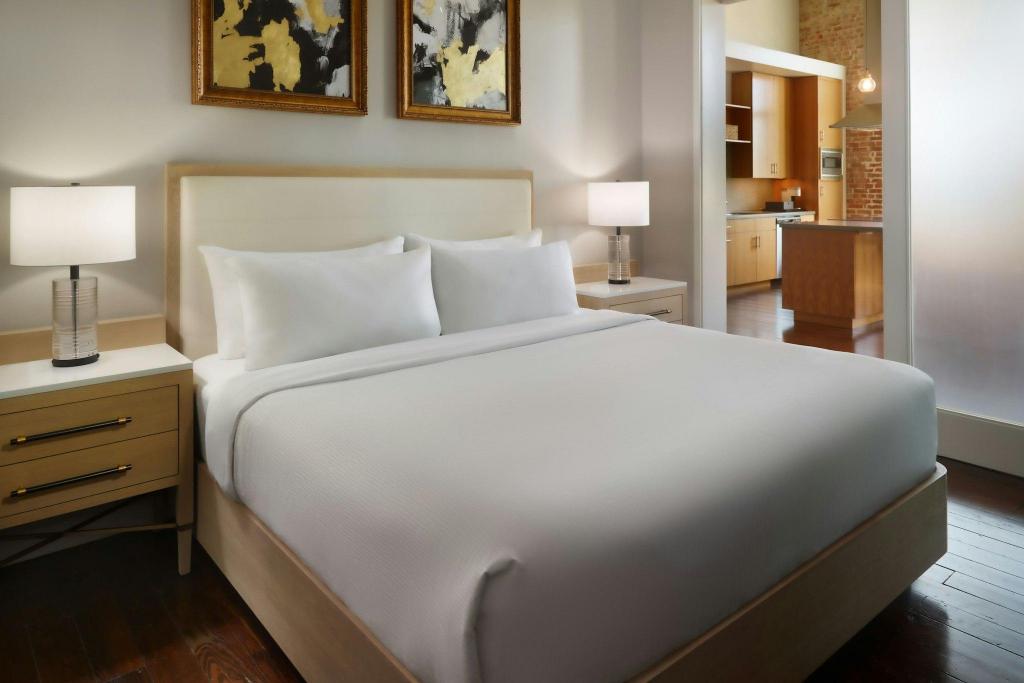 1 Bedroom, Loft, Residence, King Bed, Harbour View, Sofa