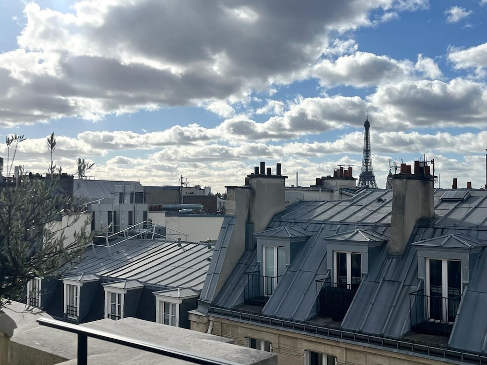 Atala Hotel Champs Elysees 44/50