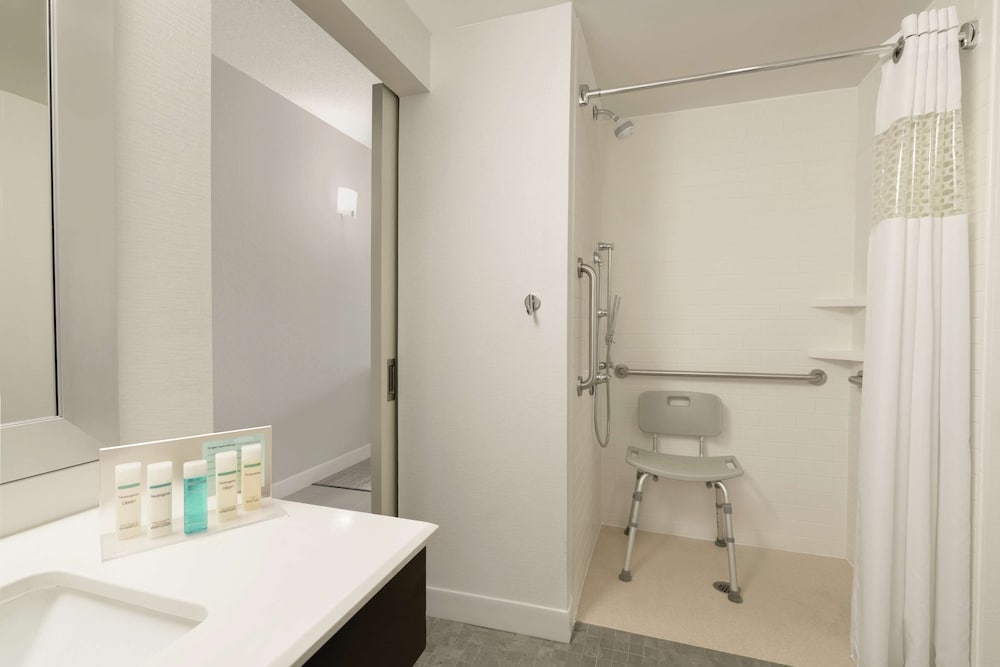 Hampton Inn Reading/Wyomissing 17/40