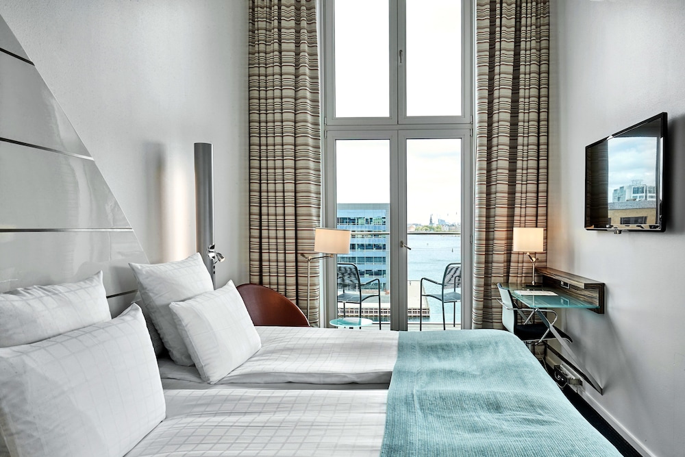 Copenhagen Island Hotel 18/35
